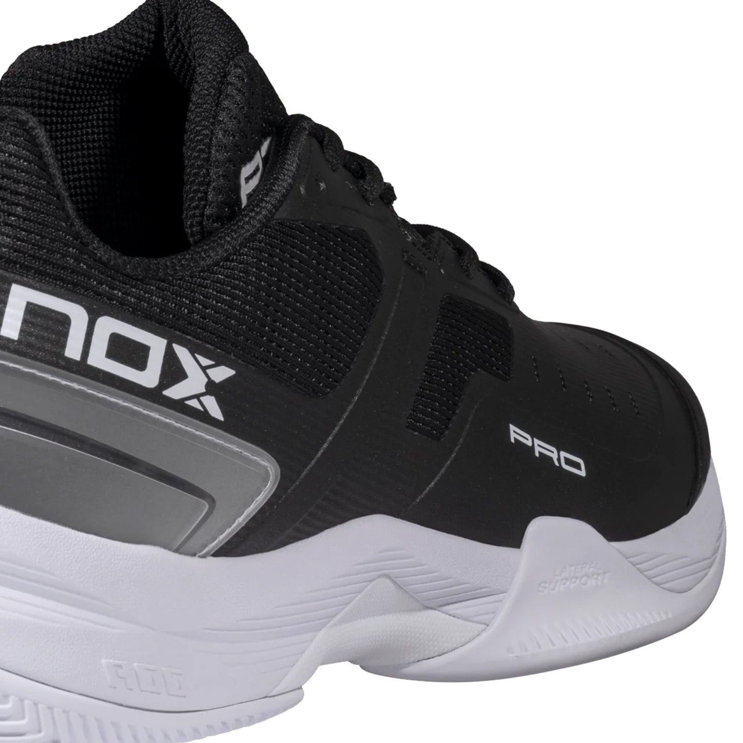 NOX AT10 PRO BLACK/WHITE 2026
