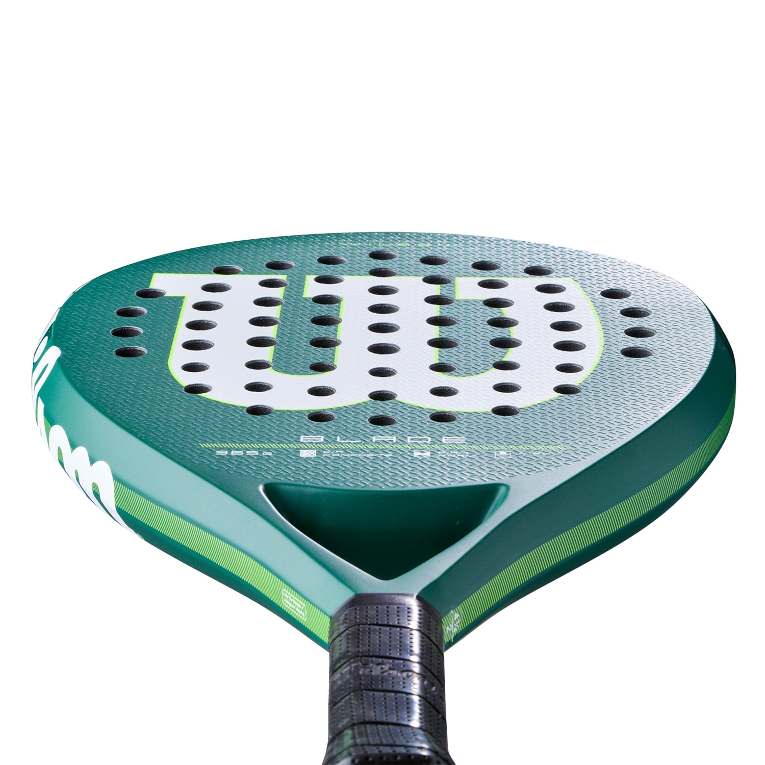WILSON BLADE V4 2026