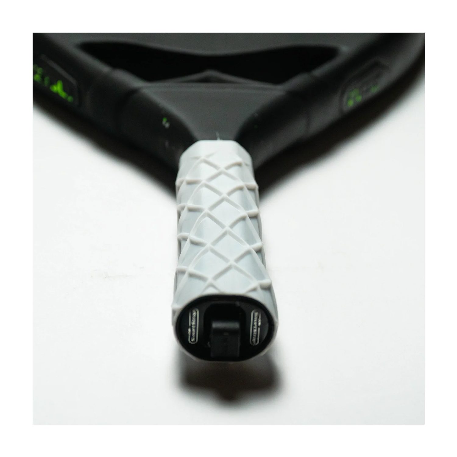 Helix Pro Invicta Easy Grip White